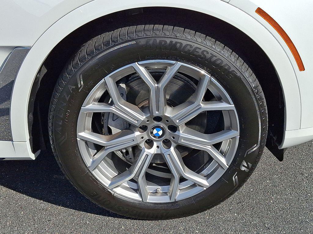 used 2026 BMW X7 car, priced at $85,999