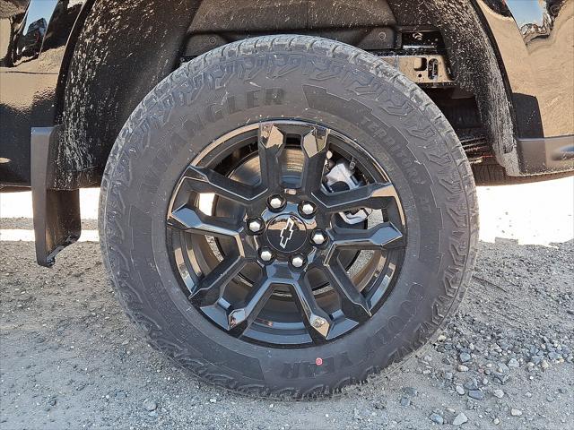 new 2025 Chevrolet Colorado car, priced at $50,695