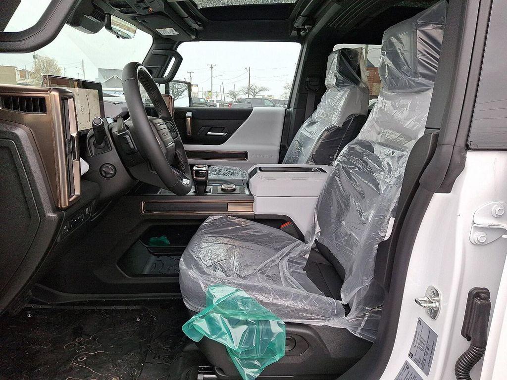 new 2025 GMC HUMMER EV SUV car, priced at $99,195