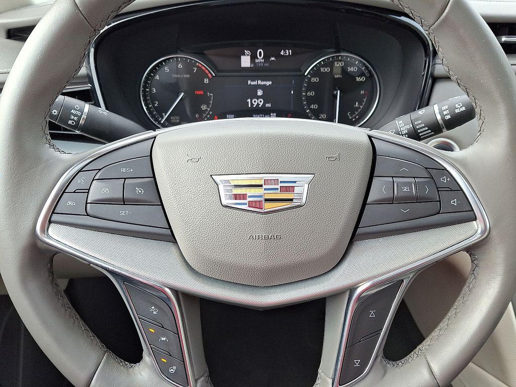 used 2021 Cadillac XT5 car, priced at $33,499