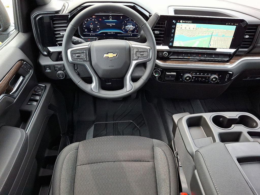 new 2025 Chevrolet Silverado 1500 car, priced at $52,595