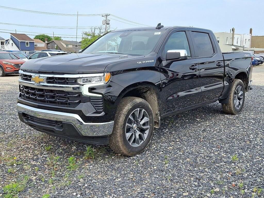 new 2025 Chevrolet Silverado 1500 car, priced at $52,595