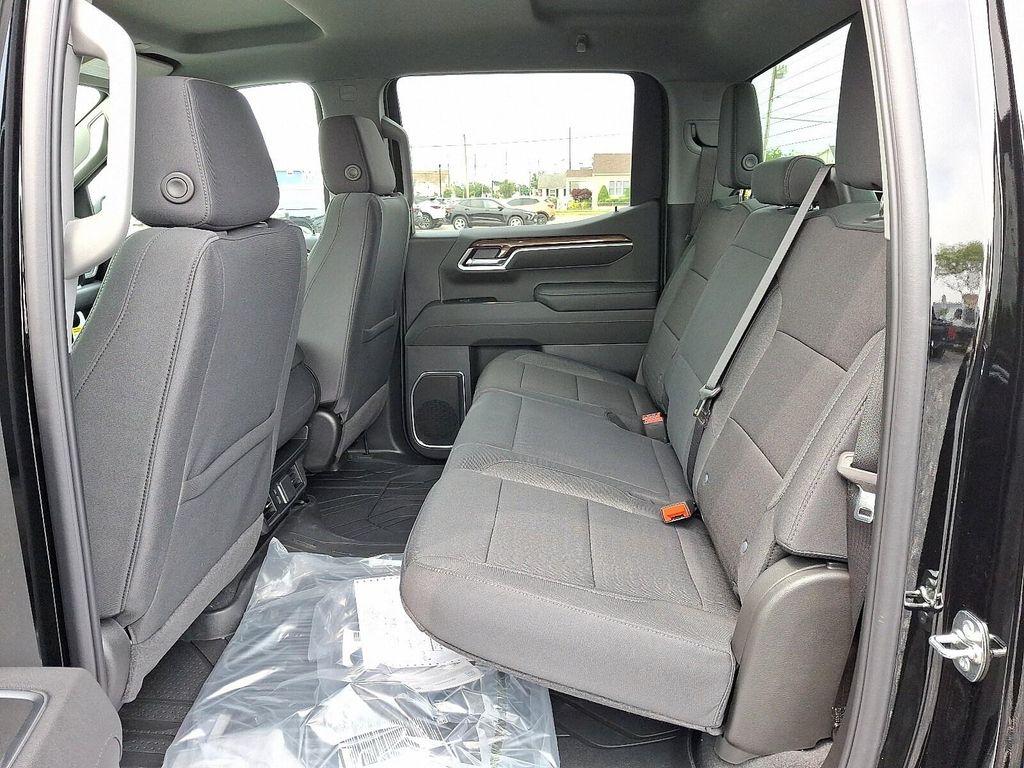 new 2025 Chevrolet Silverado 1500 car, priced at $55,595