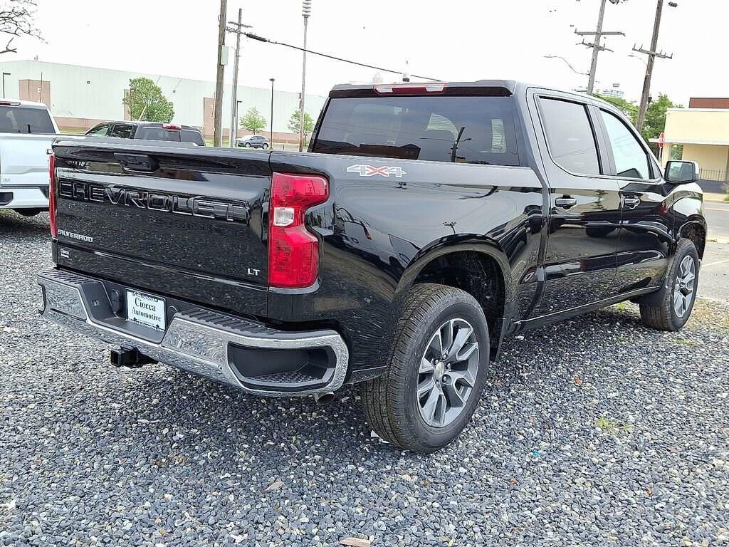 new 2025 Chevrolet Silverado 1500 car, priced at $52,595
