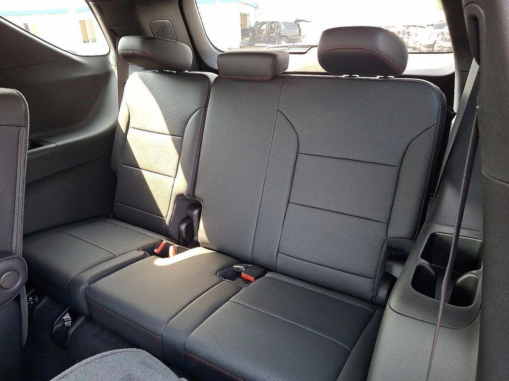 new 2025 Chevrolet Traverse car, priced at $49,295