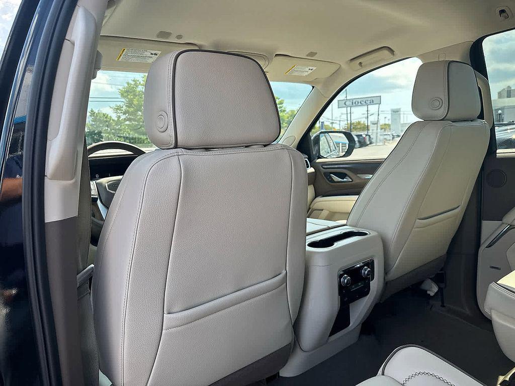 used 2023 GMC Yukon car, priced at $51,899