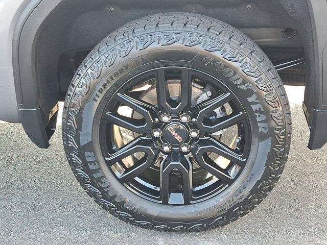 used 2022 GMC Sierra 1500 car, priced at $34,999