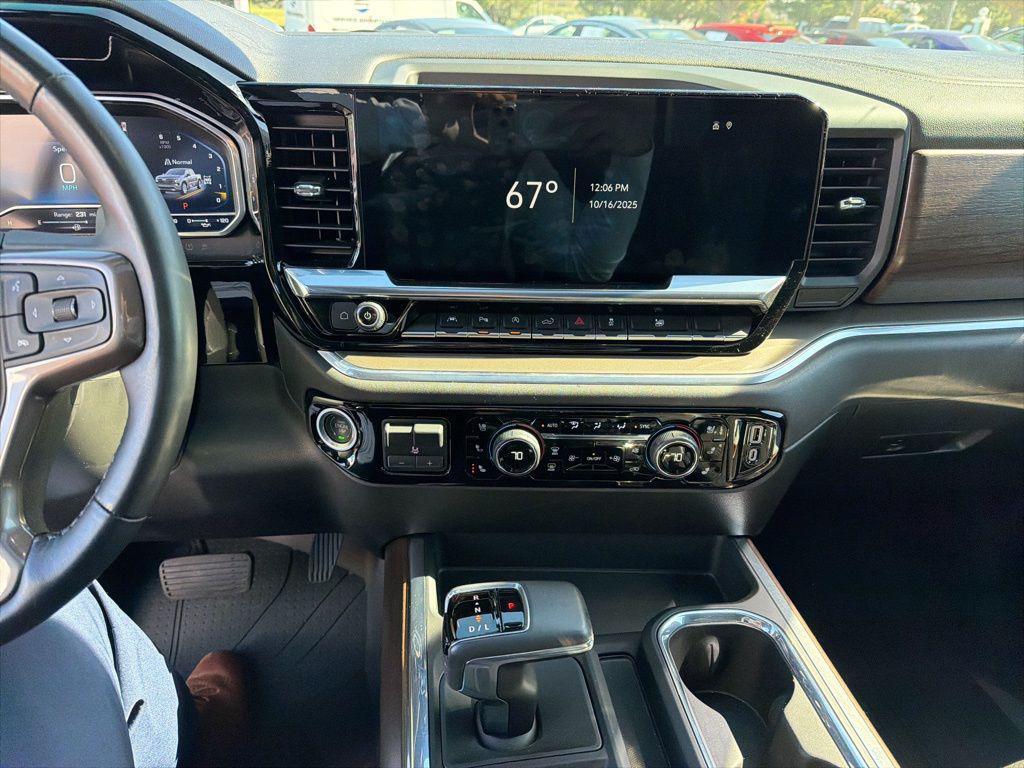 used 2022 Chevrolet Silverado 1500 car, priced at $50,899