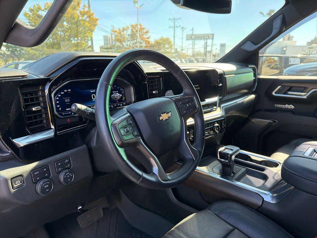 used 2022 Chevrolet Silverado 1500 car, priced at $50,899