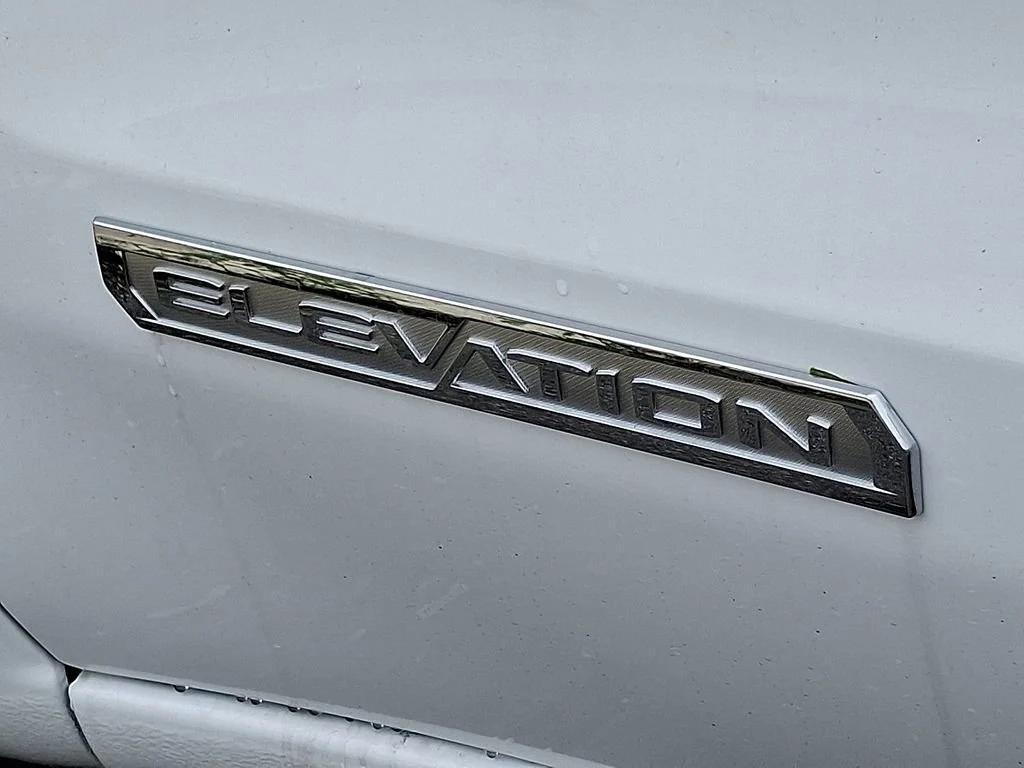 new 2025 GMC Sierra 1500 car, priced at $53,545