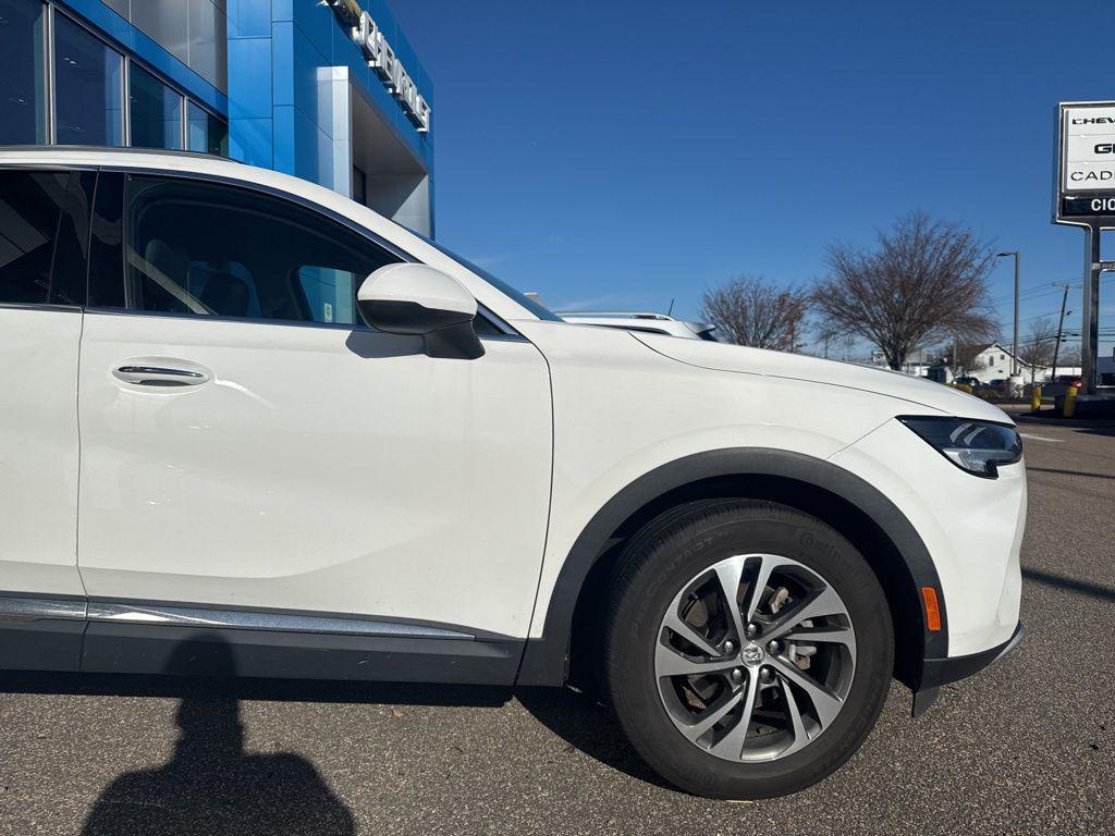 used 2023 Buick Envision car, priced at $26,999