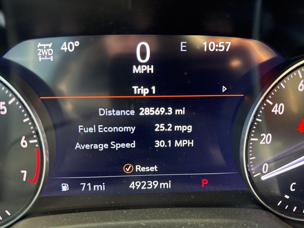 used 2023 Buick Envision car, priced at $26,999