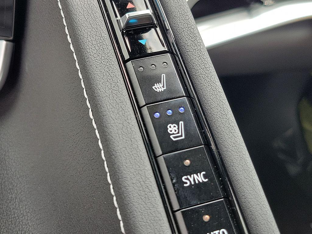 used 2024 Chevrolet Corvette car, priced at $117,999