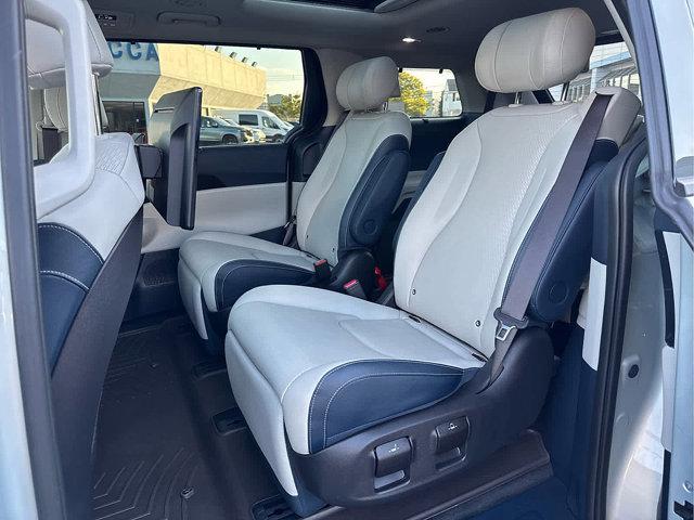 used 2025 Kia Carnival car, priced at $47,499