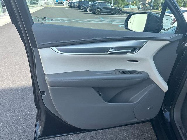 used 2022 Cadillac XT5 car, priced at $31,999