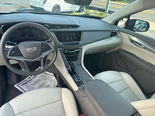used 2022 Cadillac XT5 car, priced at $31,999