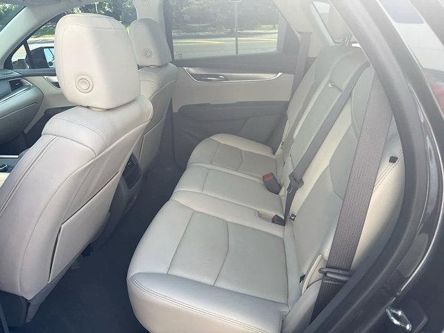 used 2022 Cadillac XT5 car, priced at $31,999