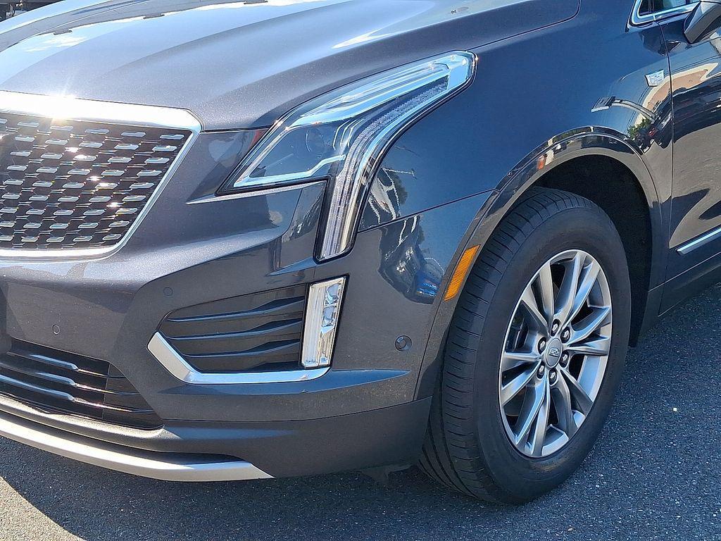 used 2022 Cadillac XT5 car, priced at $28,995