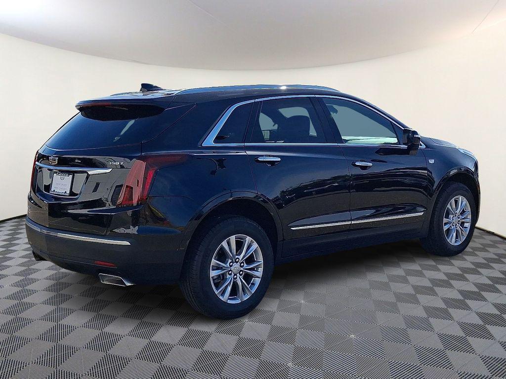 used 2023 Cadillac XT5 car, priced at $26,623