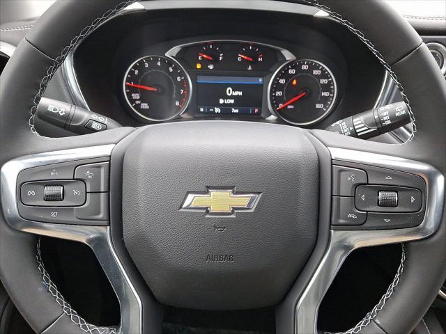 new 2025 Chevrolet Blazer car