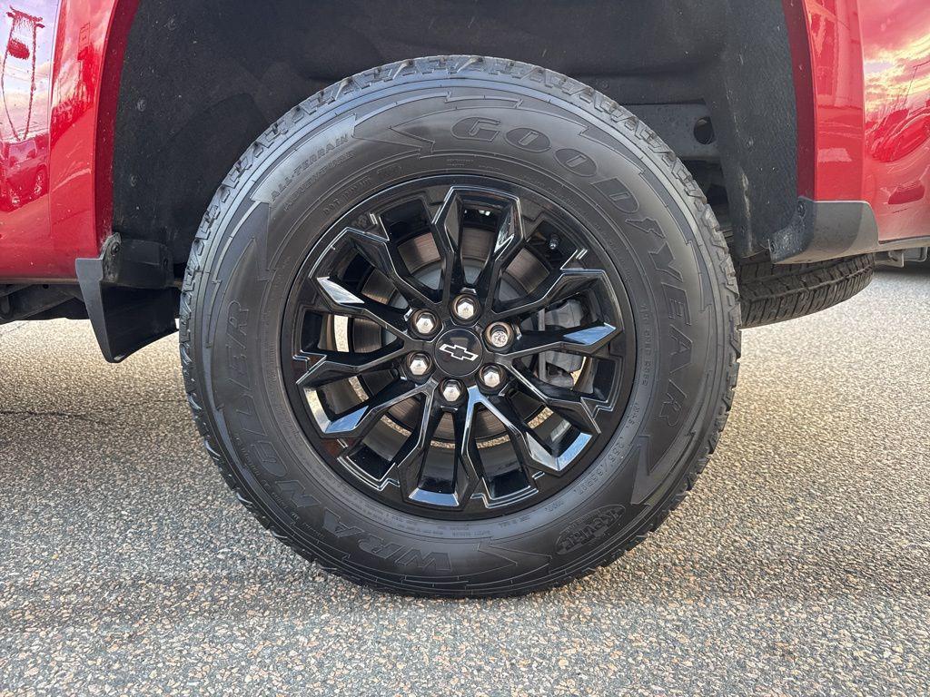 used 2022 Chevrolet Colorado car, priced at $29,000