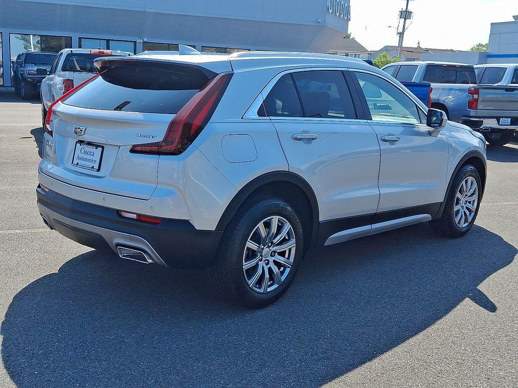 used 2022 Cadillac XT4 car, priced at $24,999