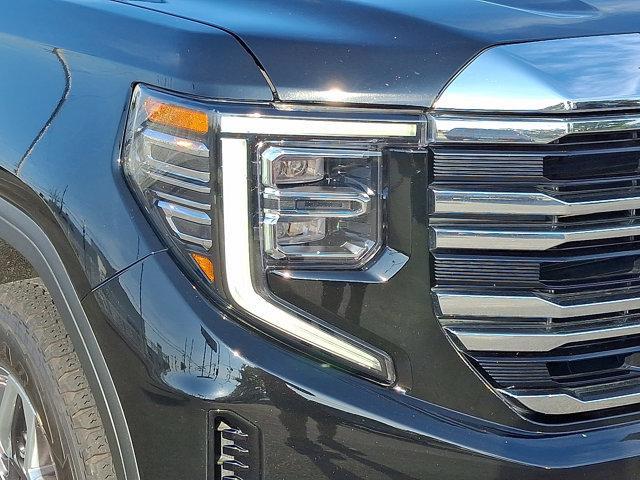 used 2022 GMC Sierra 1500 car, priced at $40,599