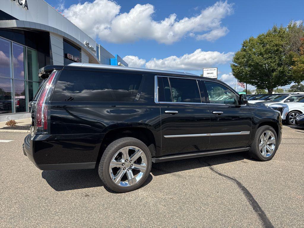 used 2019 Cadillac Escalade ESV car, priced at $34,995