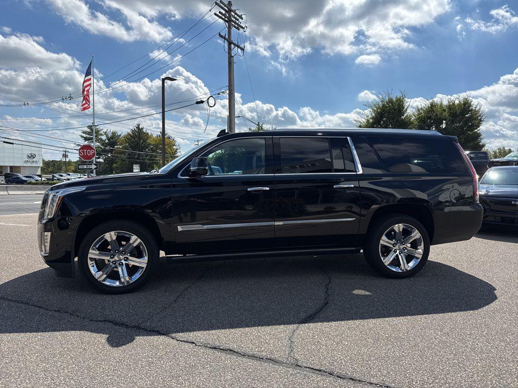 used 2019 Cadillac Escalade ESV car, priced at $34,995