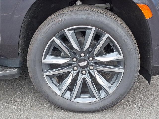 used 2022 Cadillac Escalade ESV car, priced at $57,900