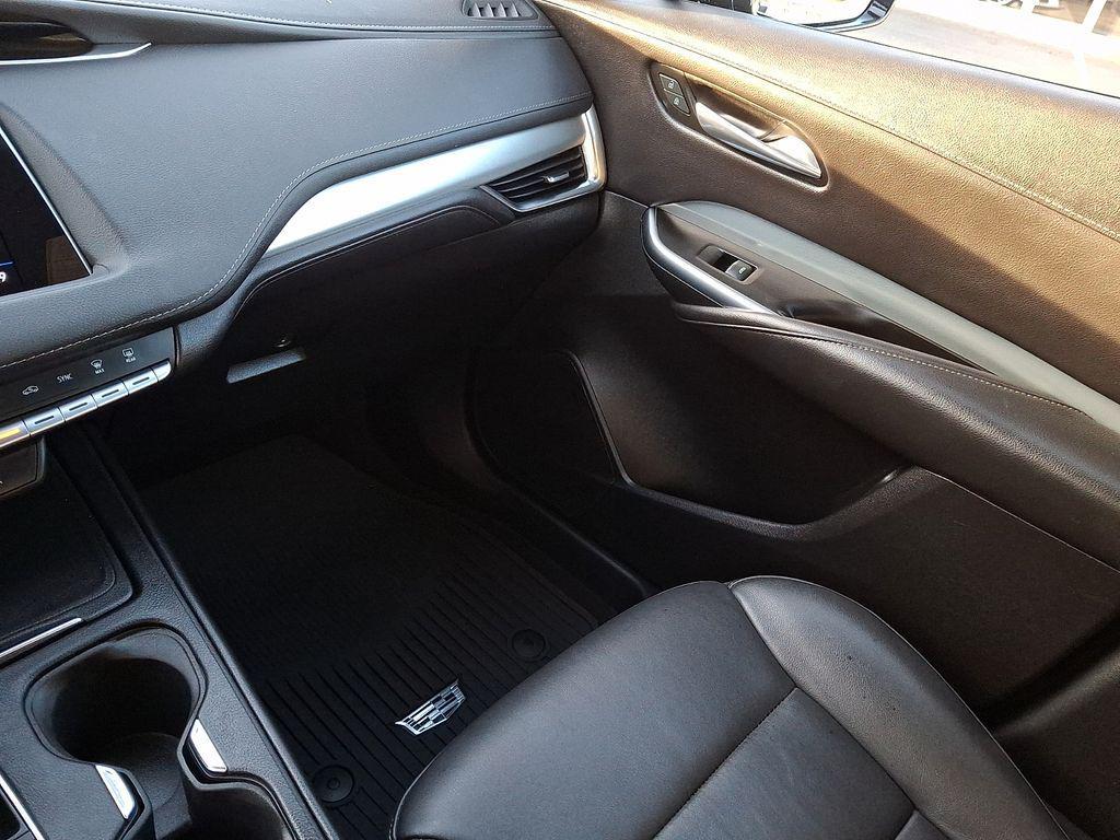 used 2022 Cadillac XT4 car, priced at $24,485