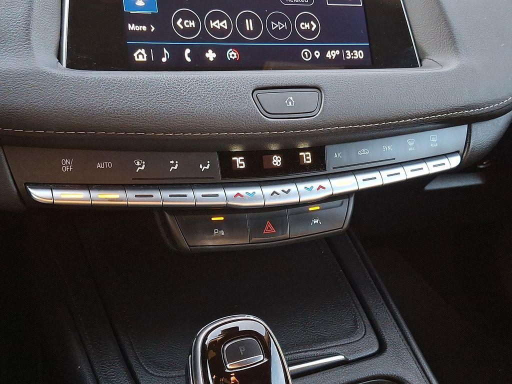 used 2022 Cadillac XT4 car, priced at $24,485