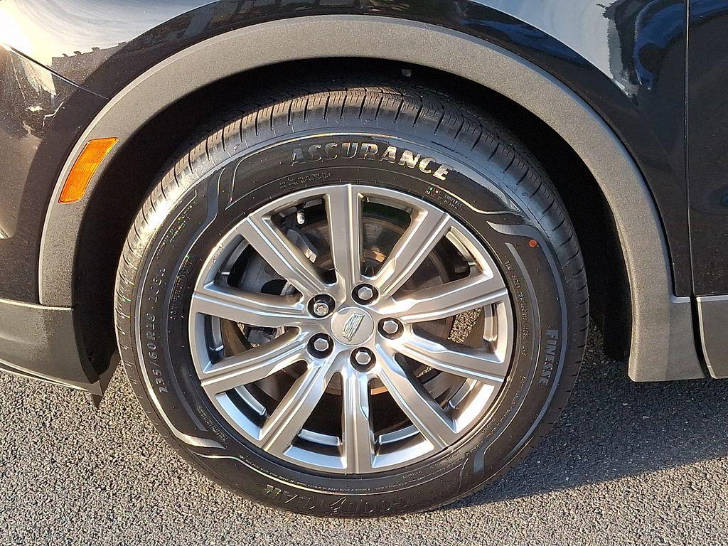 used 2022 Cadillac XT4 car, priced at $24,485
