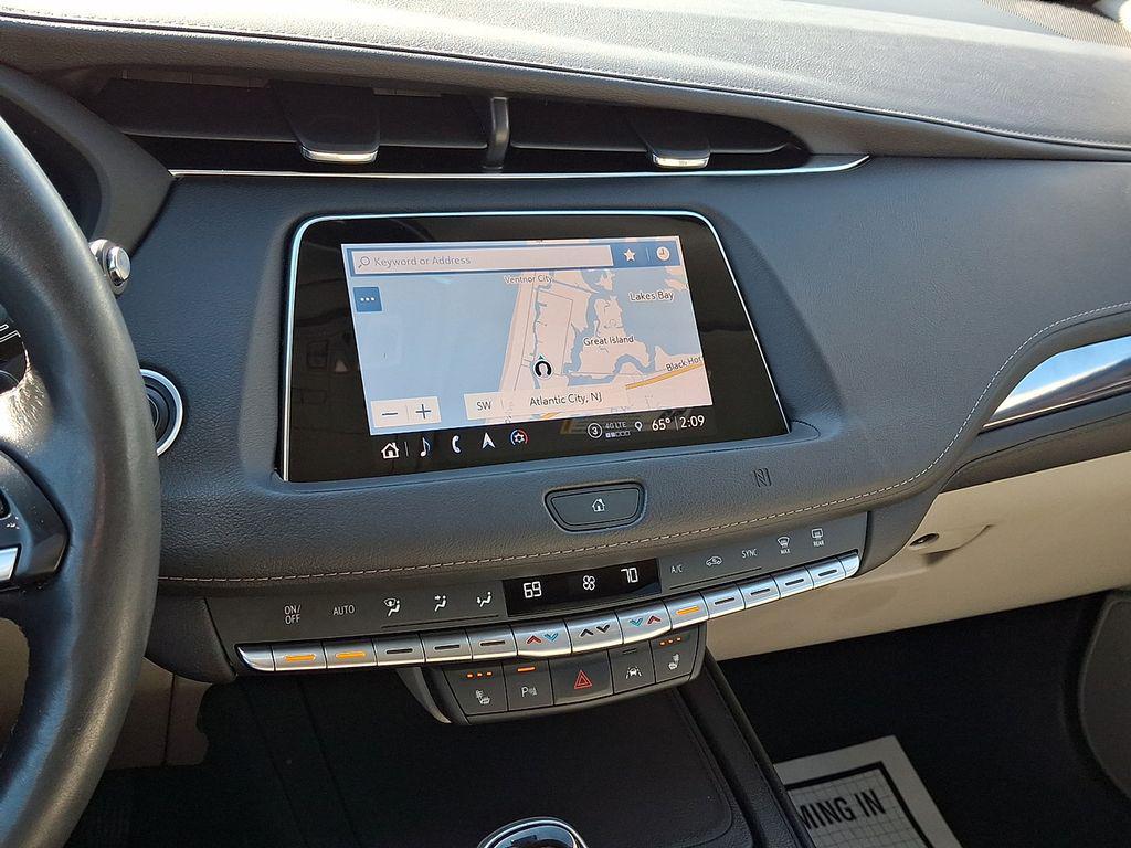 used 2021 Cadillac XT4 car, priced at $25,499