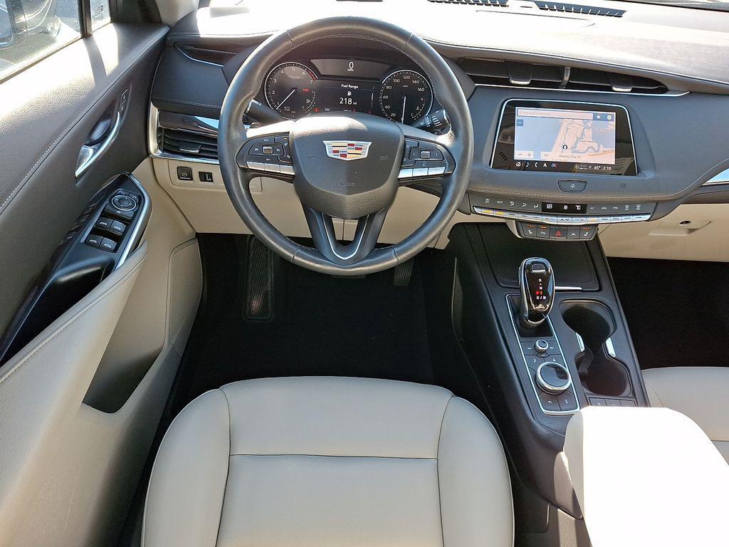 used 2021 Cadillac XT4 car, priced at $25,499