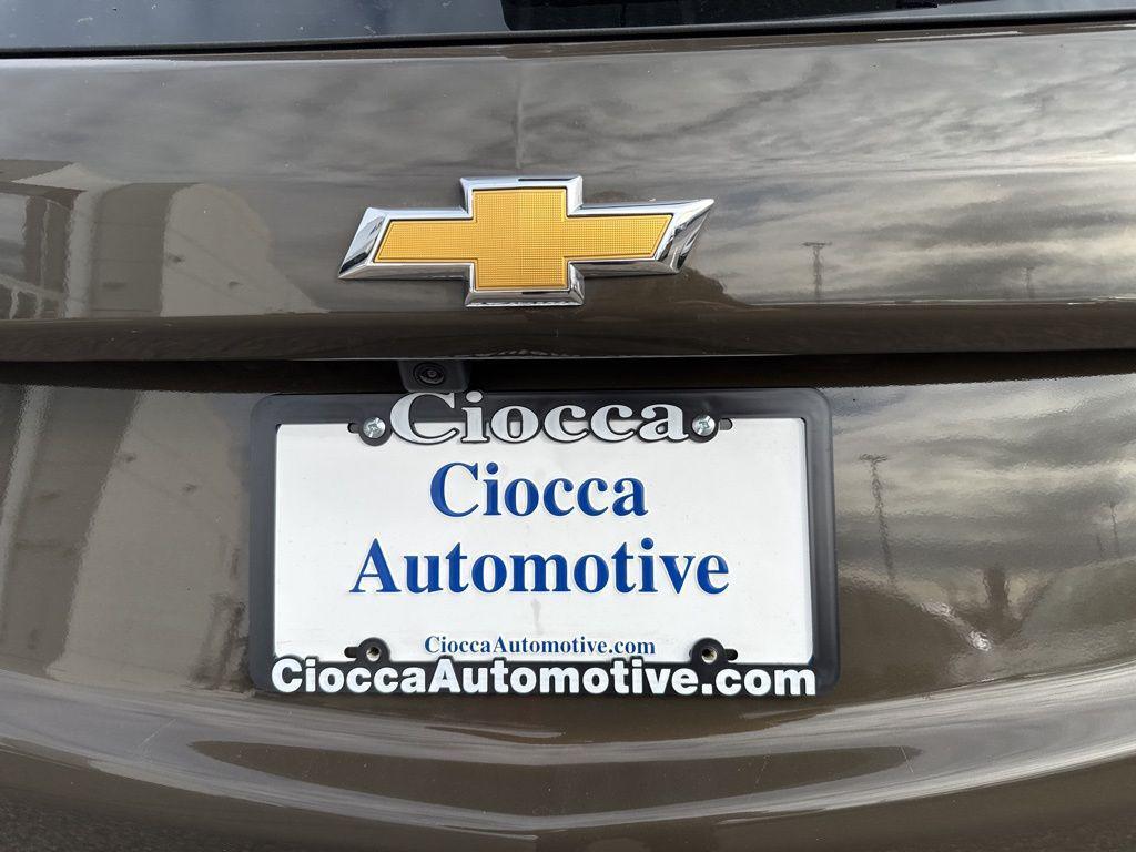 used 2023 Chevrolet Equinox car, priced at $22,500