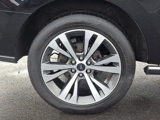 used 2021 Ford Expedition car, priced at $43,331