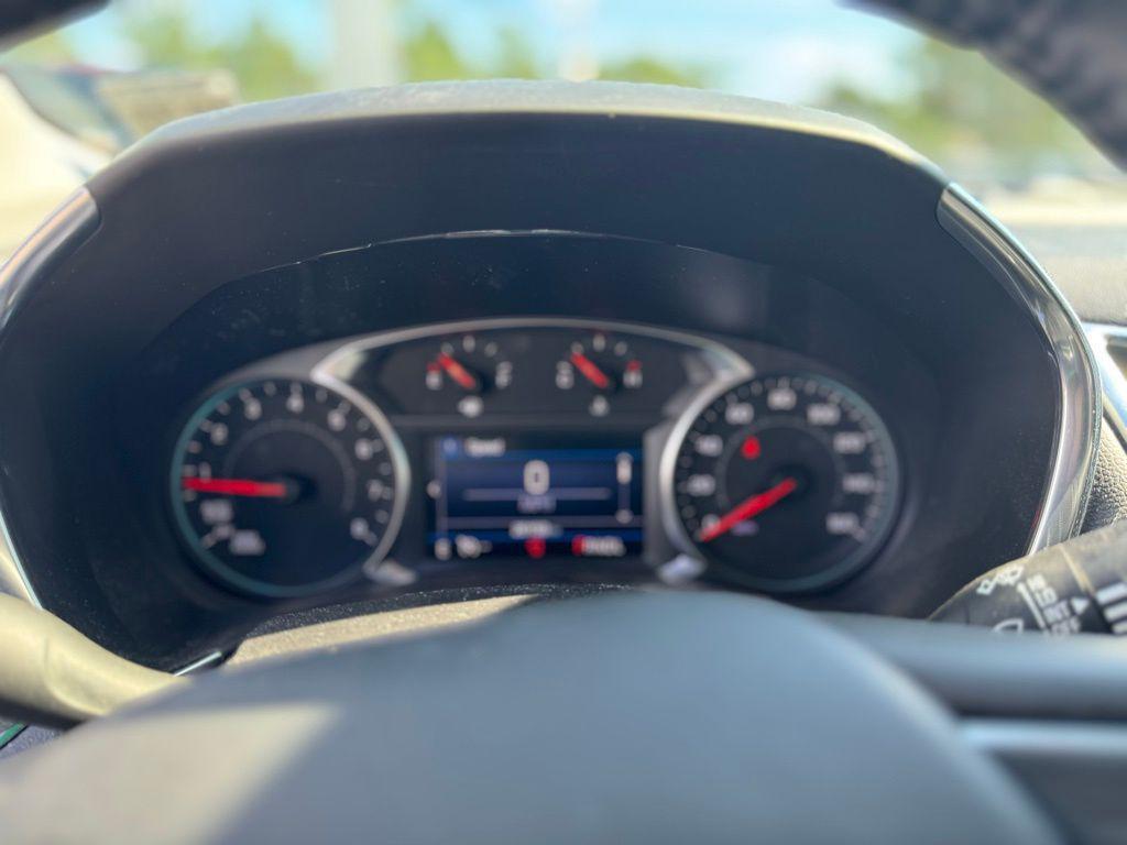 used 2022 Chevrolet Equinox car, priced at $22,397
