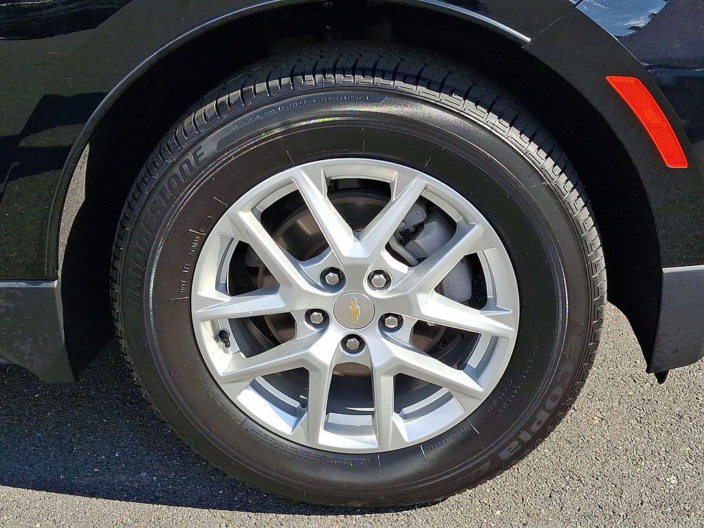 used 2022 Chevrolet Equinox car, priced at $21,499