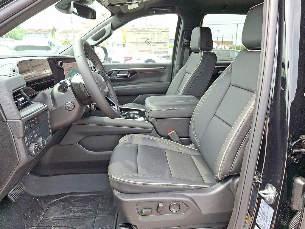 new 2025 Chevrolet Suburban car, priced at $83,320
