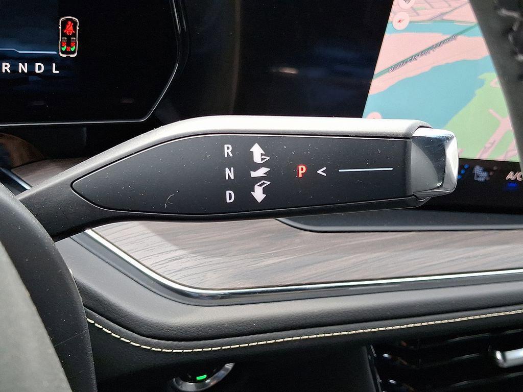 new 2025 Chevrolet Suburban car, priced at $81,320