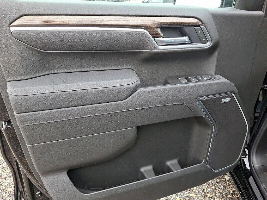 new 2025 Chevrolet Silverado 1500 car, priced at $62,725