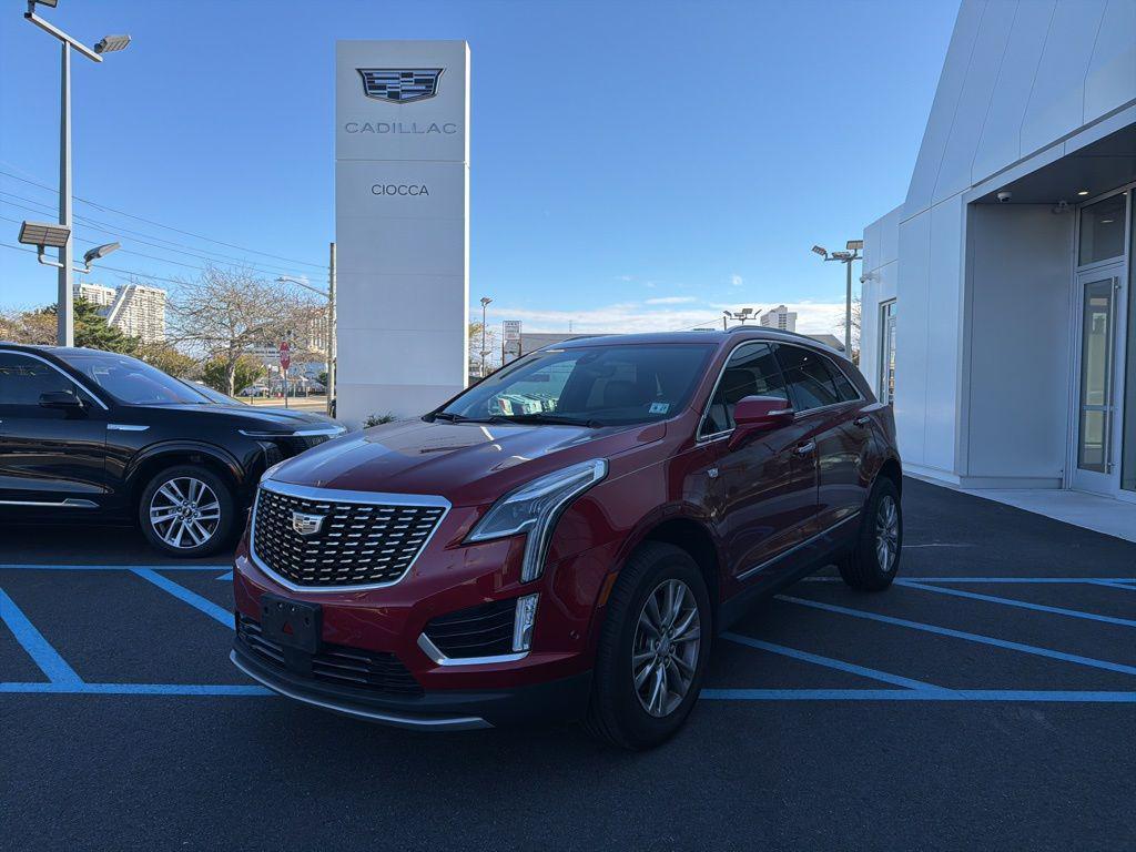 used 2022 Cadillac XT5 car, priced at $32,378