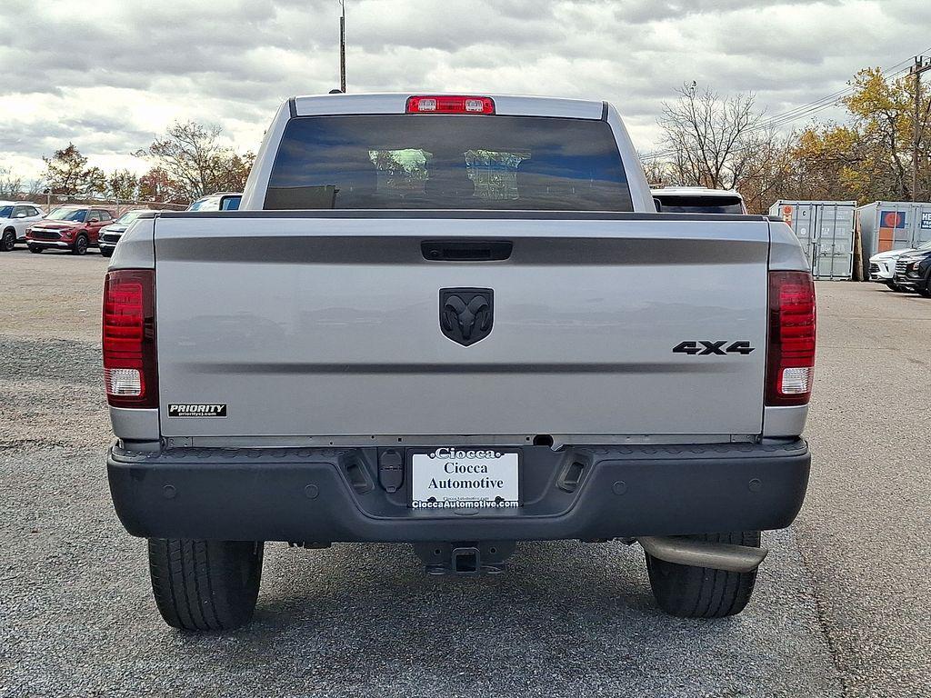 used 2022 Ram 1500 Classic car, priced at $30,000