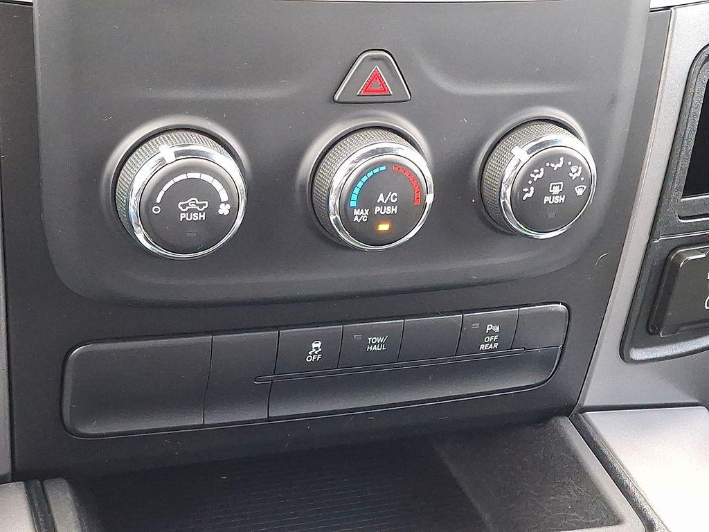 used 2022 Ram 1500 Classic car, priced at $30,000