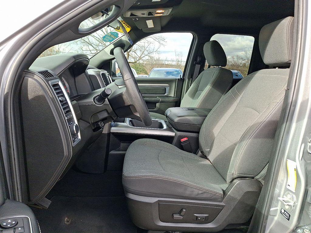 used 2022 Ram 1500 Classic car, priced at $30,000