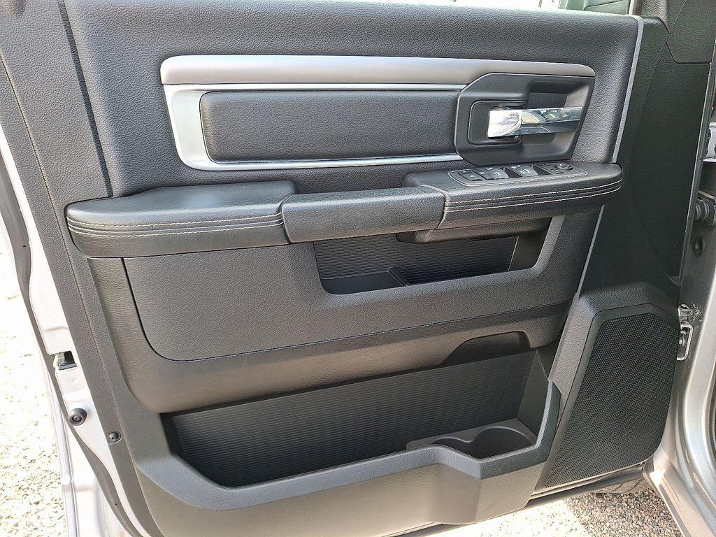 used 2022 Ram 1500 Classic car, priced at $30,000