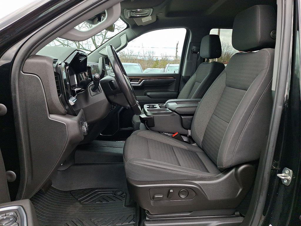 used 2022 Chevrolet Silverado 1500 car, priced at $40,500