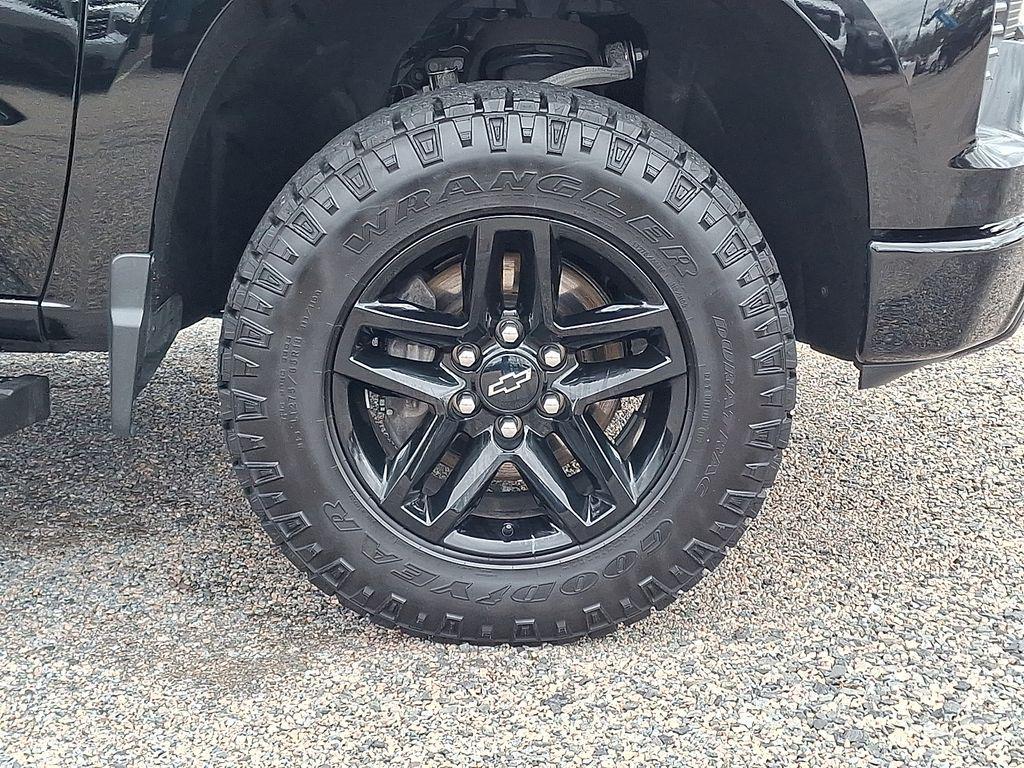 used 2022 Chevrolet Silverado 1500 car, priced at $40,500