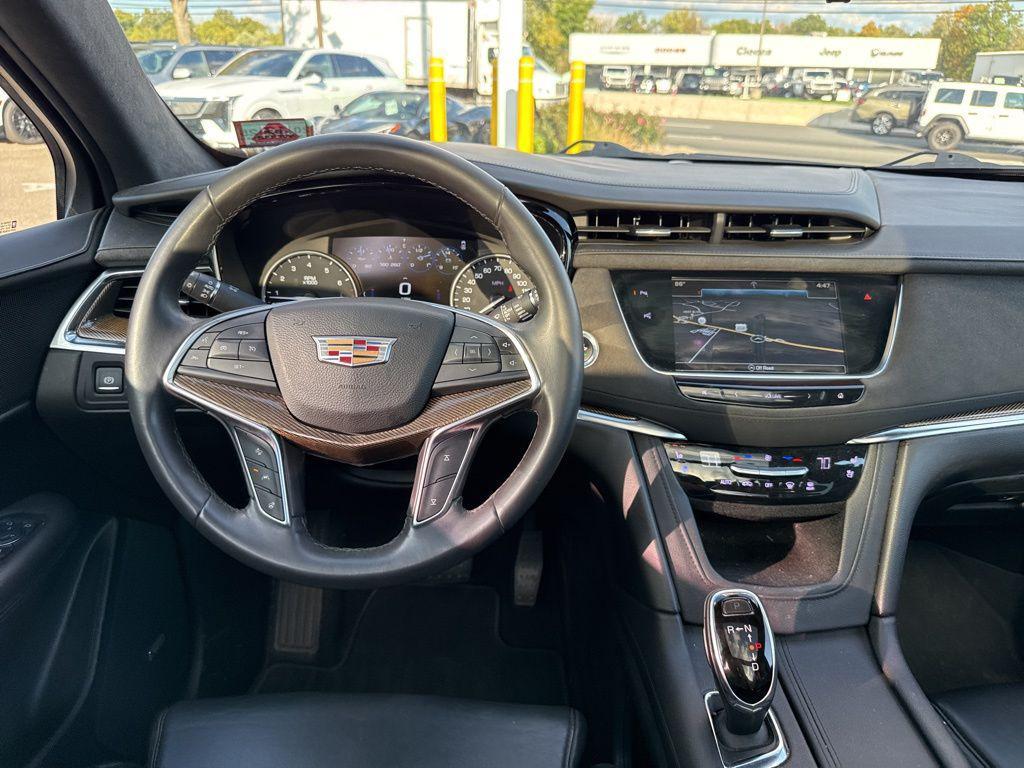 used 2017 Cadillac XT5 car, priced at $18,995